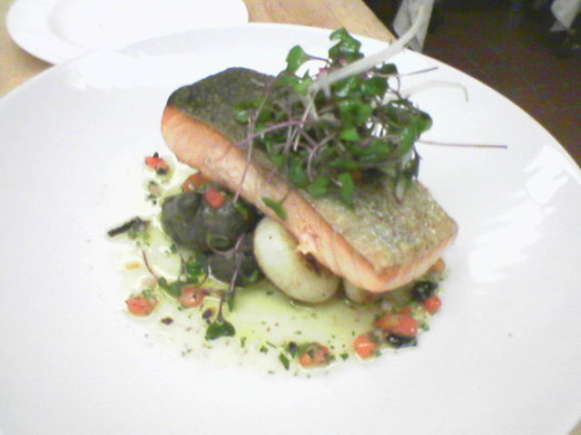 Seared salmon w/ roasted fingerling potatoes&cipollini onions. Salsa sauce Seared salmon w/ roasted fingerling potatoes&cipollini onions. Salsa sauce picture